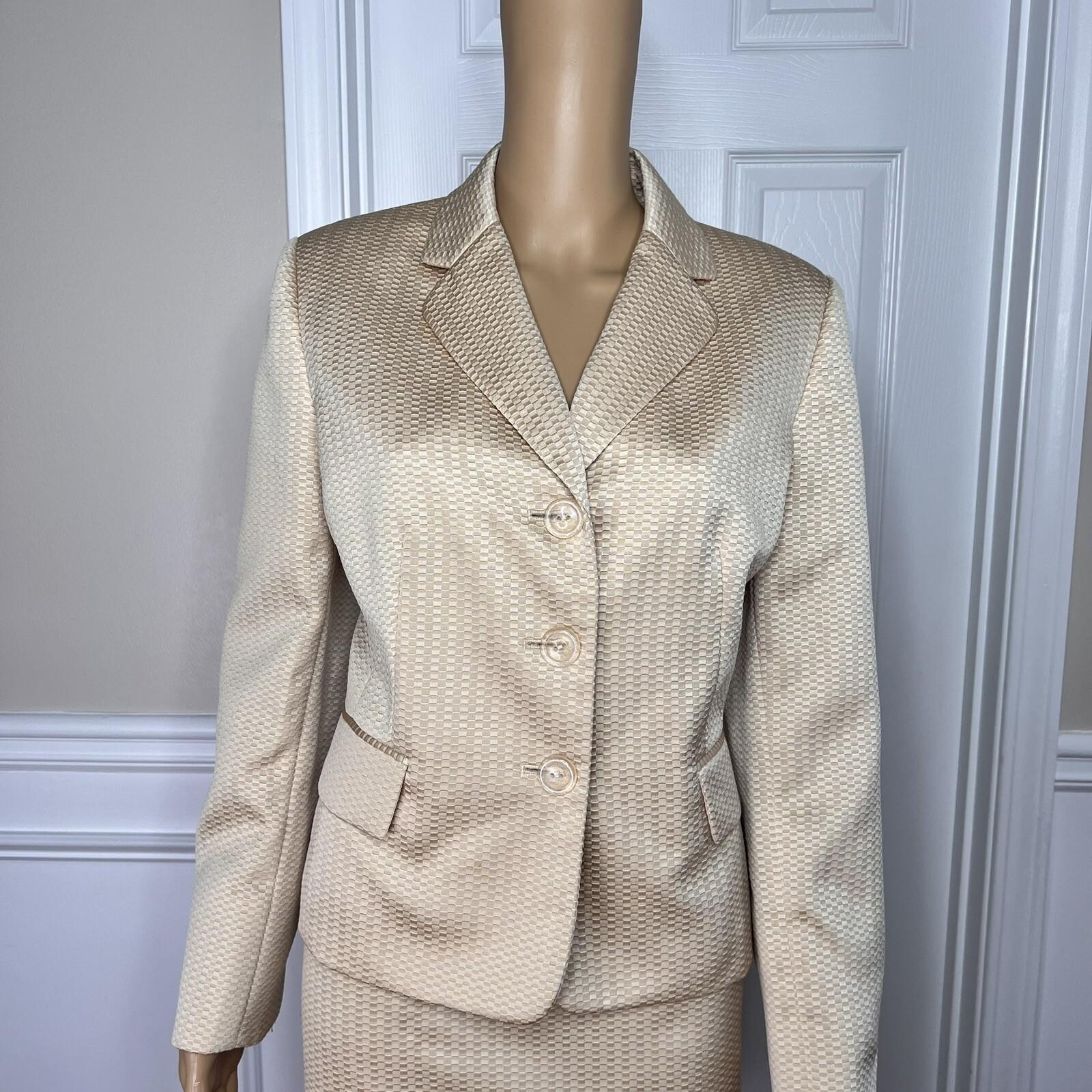 10-7733.jpg EVAN PICONE Women Skirt Suit Size 12P Honey Polyester Lined Cocktail 2PC
