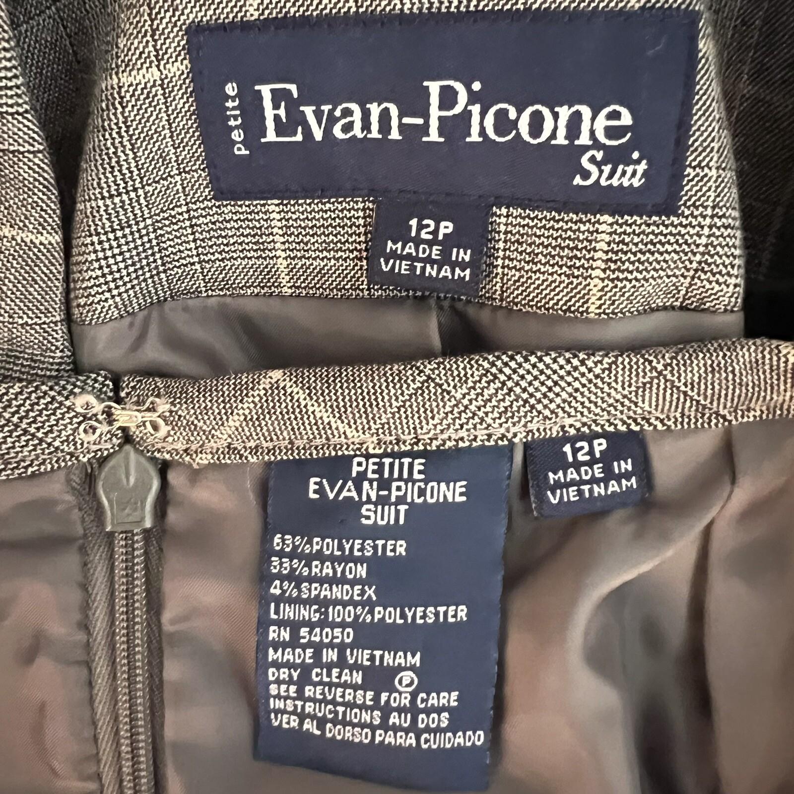Evan Picone  Polyester Rayon Stretch Skirt Suit Size 12P Gray Pinstriped 2PC New