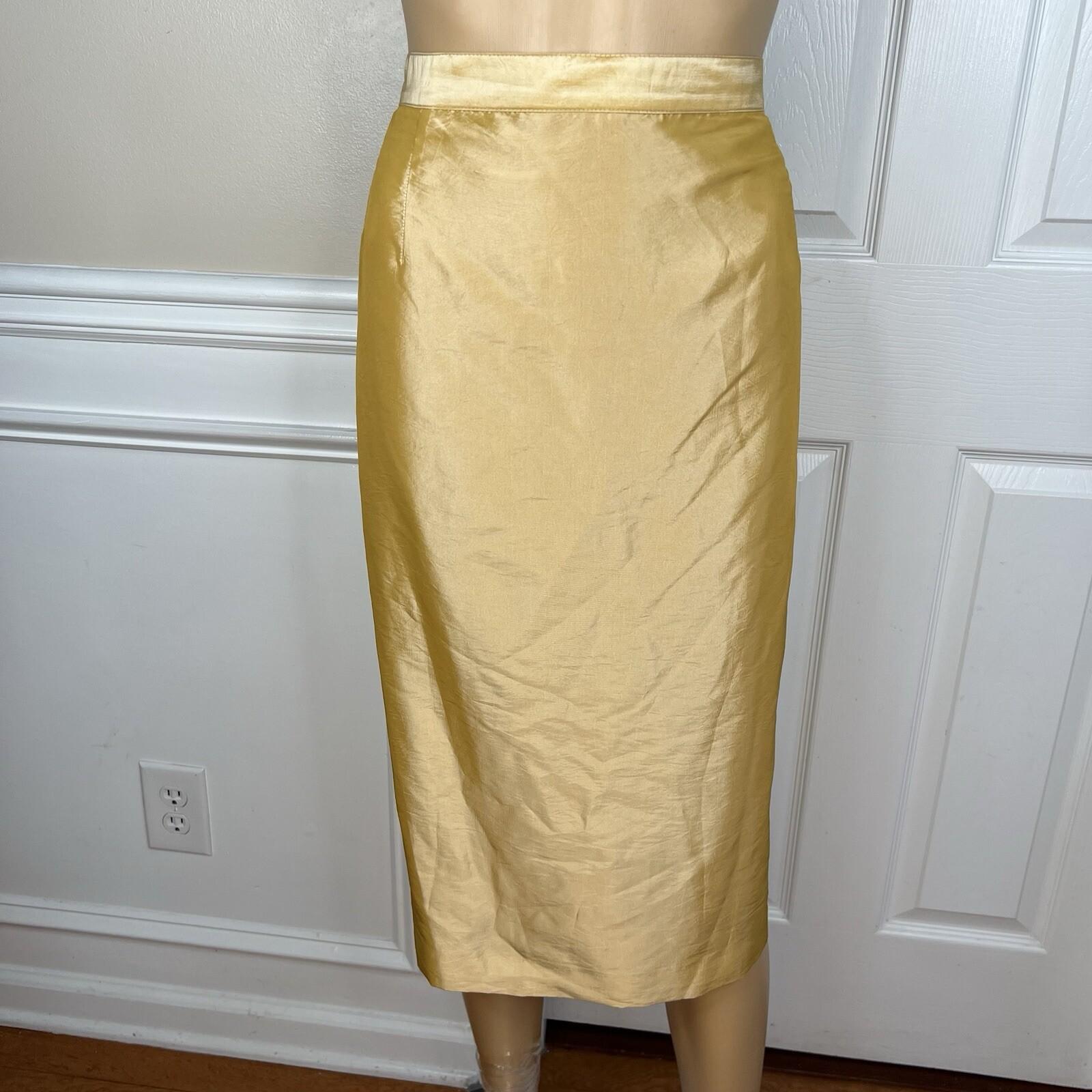 EMILY Women 2PC Polyester Skirt Suit Size 22W Gold Lined Shawl Collar