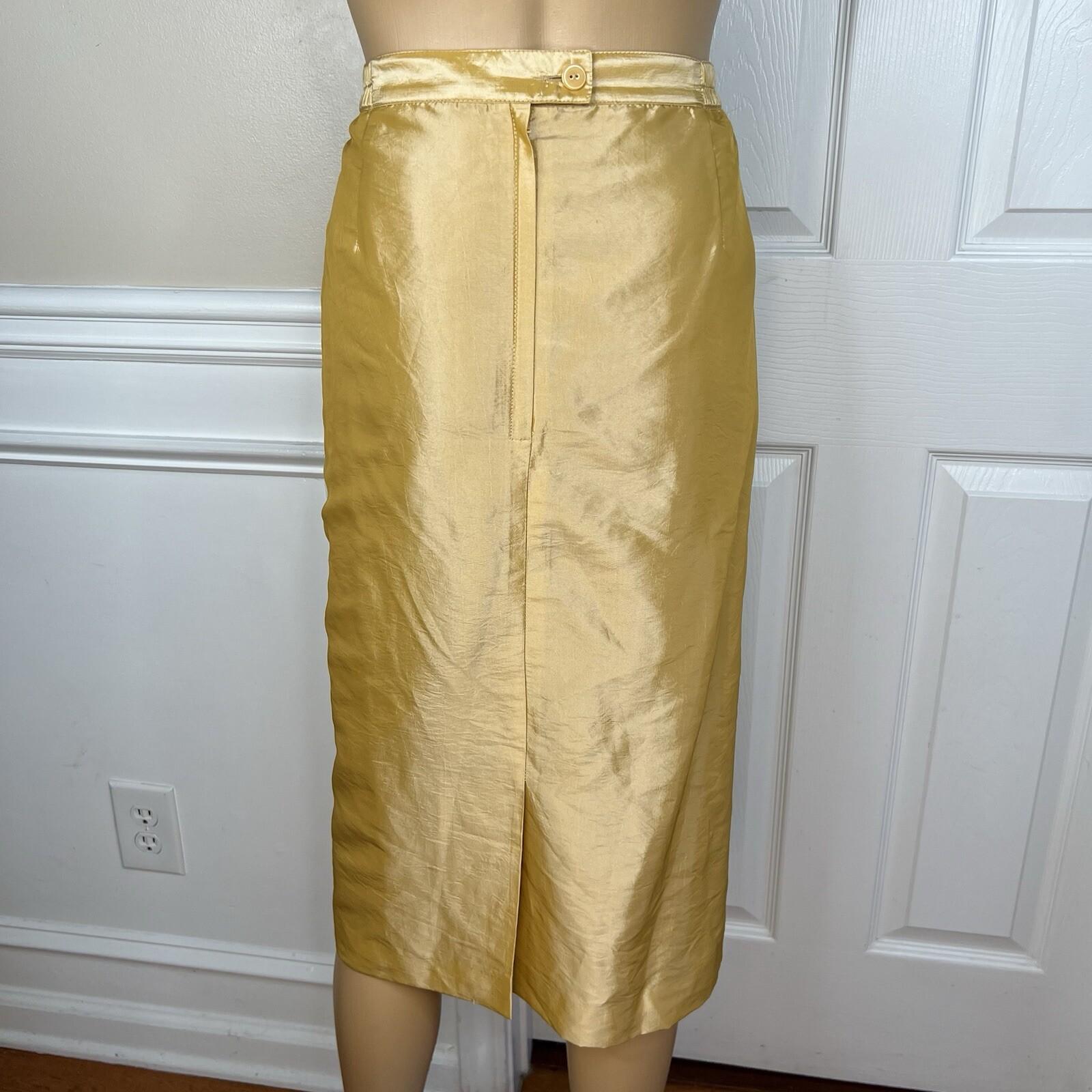 EMILY Women 2PC Polyester Skirt Suit Size 22W Gold Lined Shawl Collar