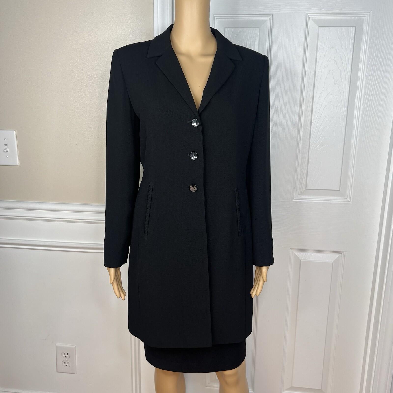 Larry Levine Polyester Skirt Suit Size 10P  Black Lined Mid Length Career 2PC