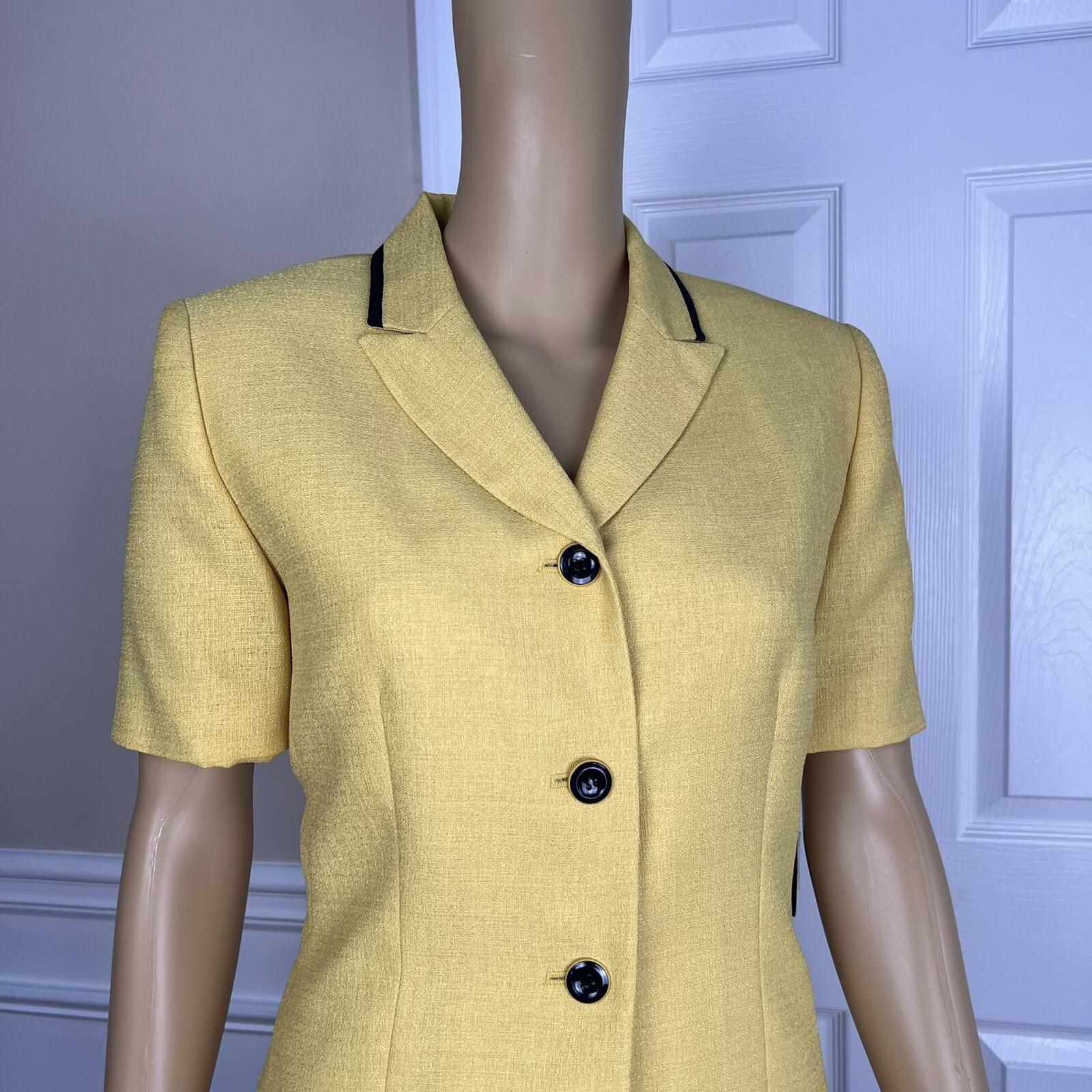 New LE SUIT 2PC Yellow Black Polyester Lined Short Sleeves Skirt Suit Size 8P