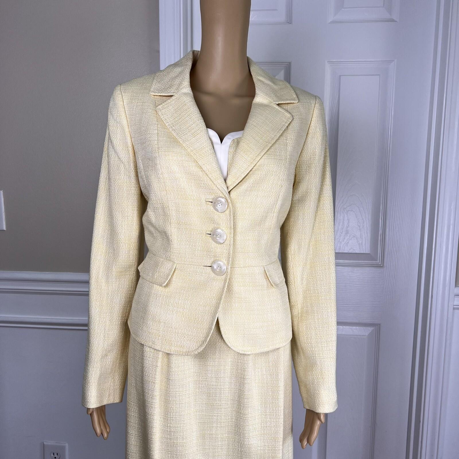 ALEX MARIE Women 2PC Yellow Acrylic Lined Pleated Dress Suit Size 10