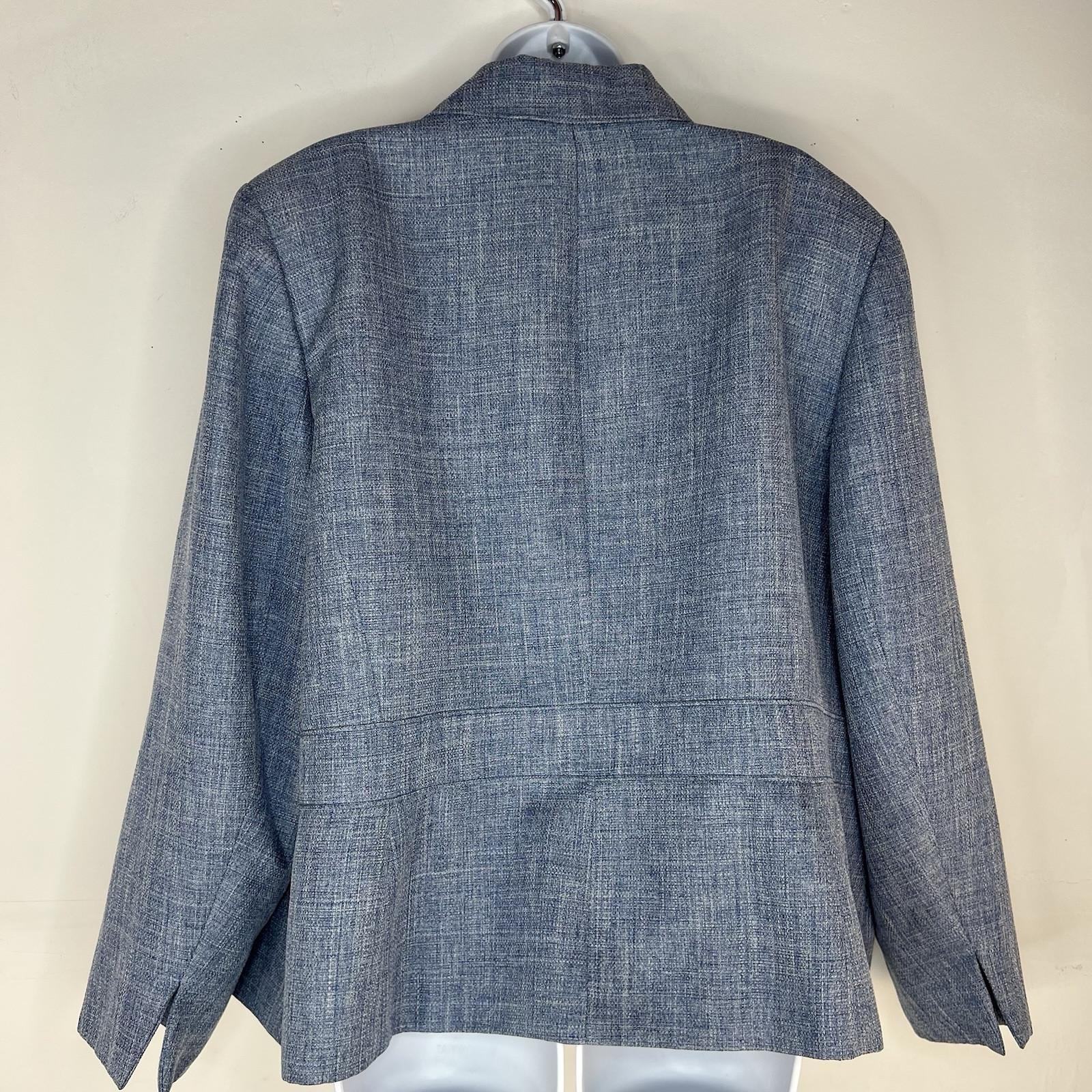 Le Suit Women Polyester Skirt Suit 22W Light Blue Notch Collar Career Lined
