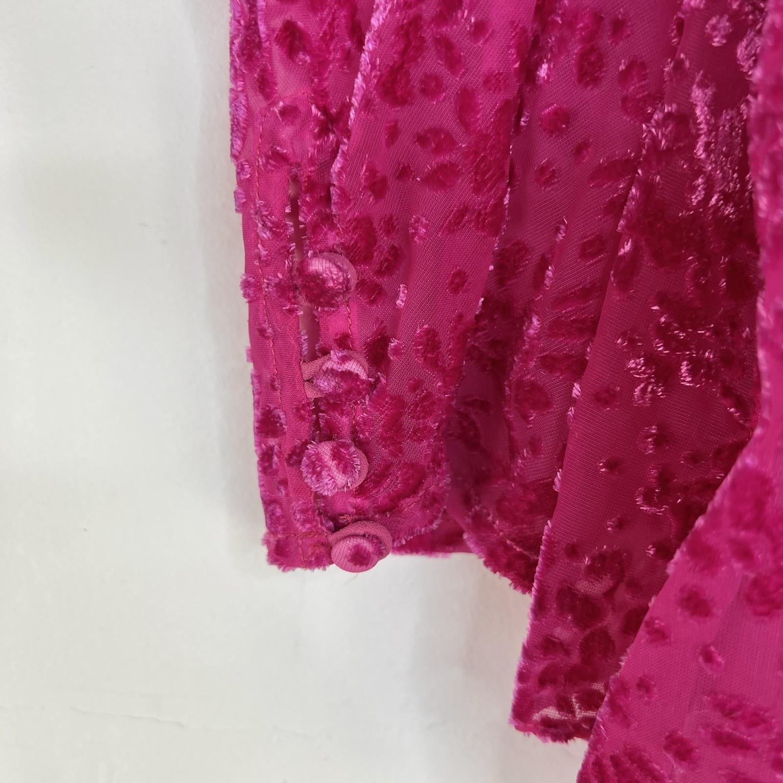 s-l1600-113.jpg Shoshanna 3D Velvet Print Blouse S Hot Pink 3/4 Sleeves Keyhole Inner Tank Top