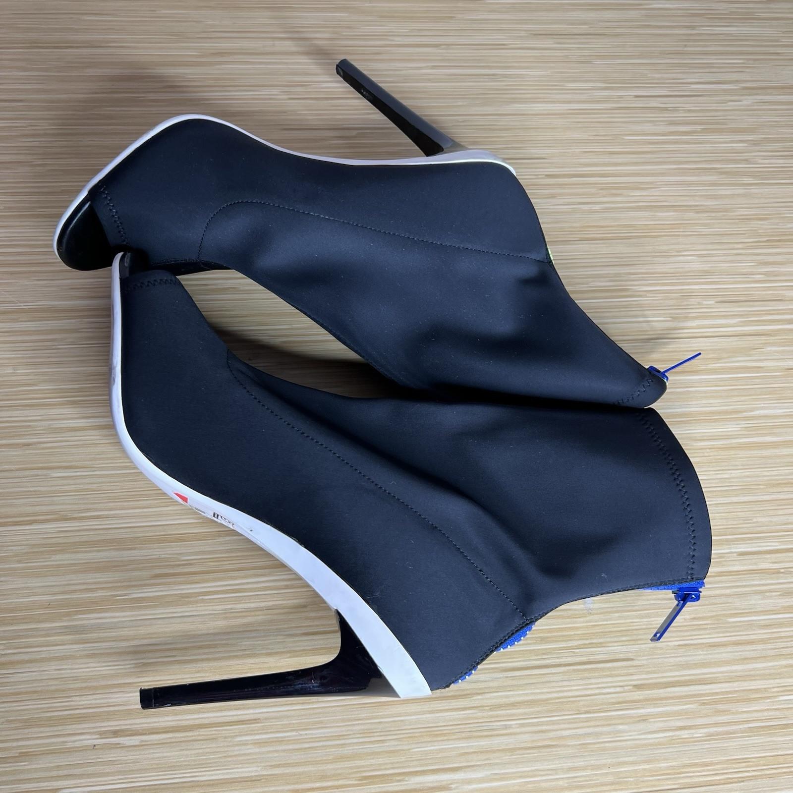 Aldo Stretch Fabric Platform Peep Toe Heels Booties Size 8.5 Black Full Back Zip