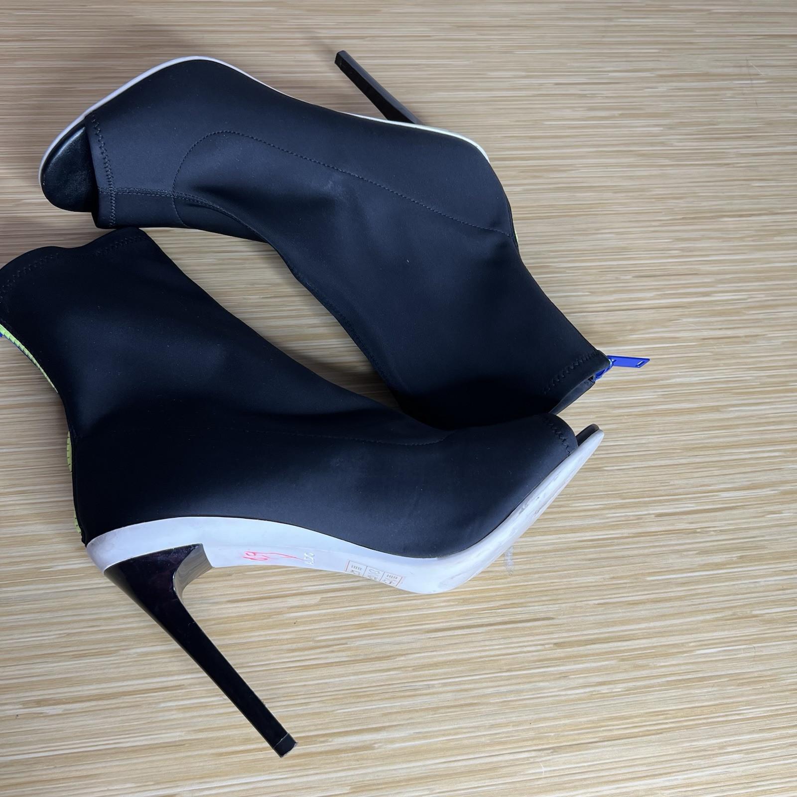 Aldo Stretch Fabric Platform Peep Toe Heels Booties Size 8.5 Black Full Back Zip