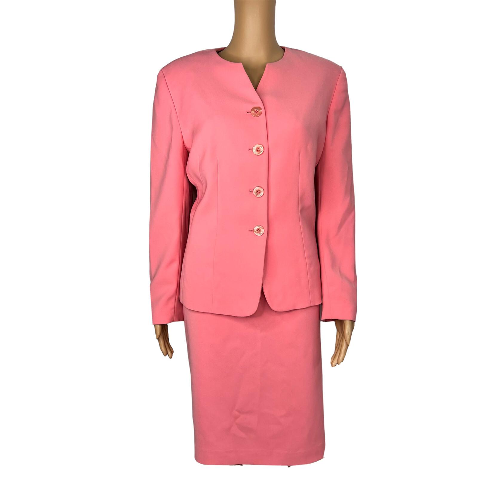 Le Suit Women Polyester Skirt Suit Size 14P Baby Pink Collarless Lined 2PC