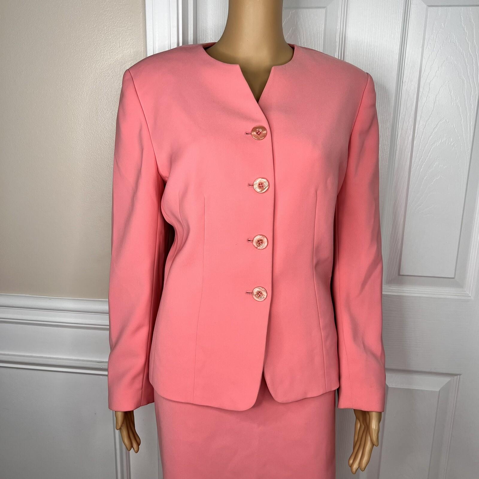 Le Suit Women Polyester Skirt Suit Size 14P Baby Pink Collarless Lined 2PC