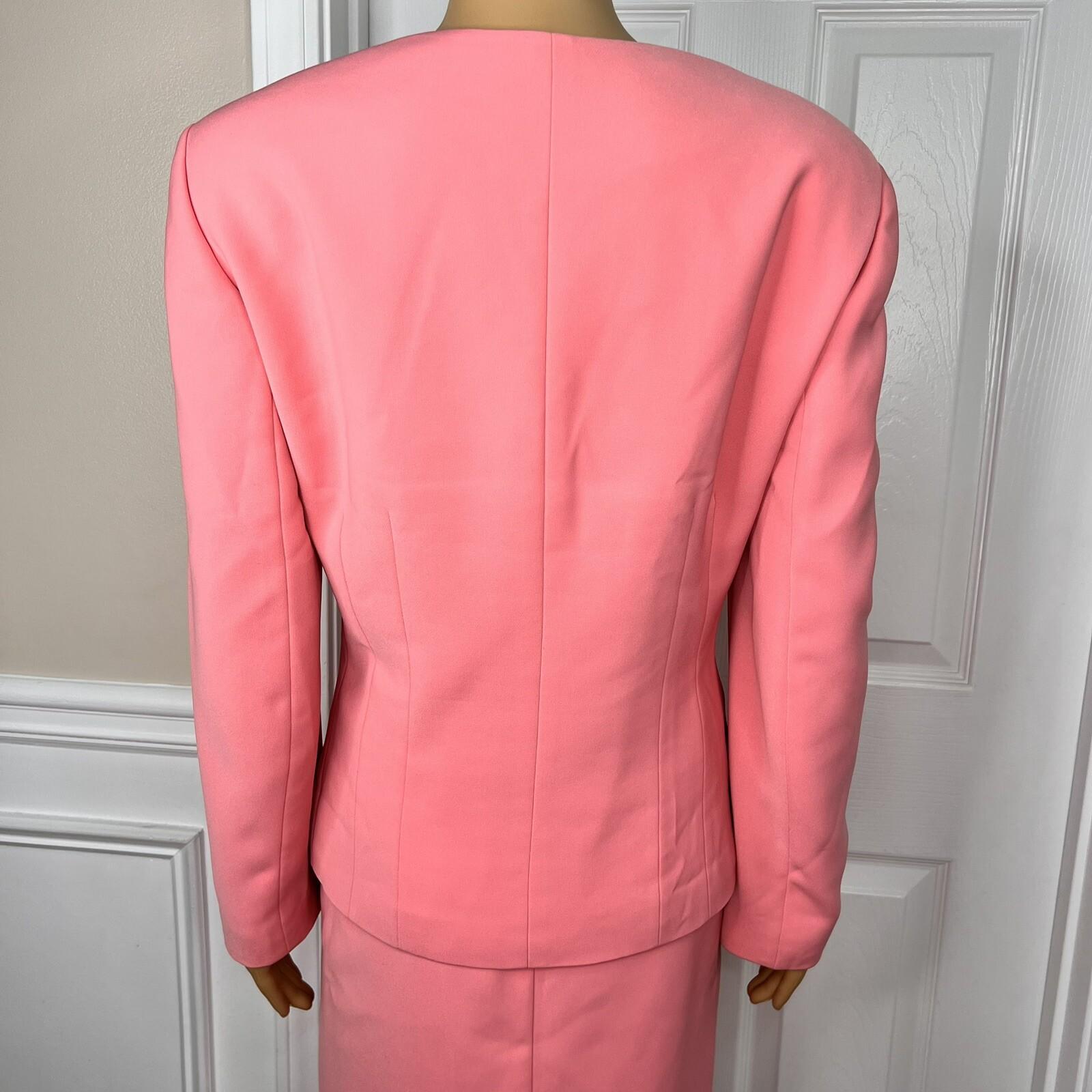 Le Suit Women Polyester Skirt Suit Size 14P Baby Pink Collarless Lined 2PC