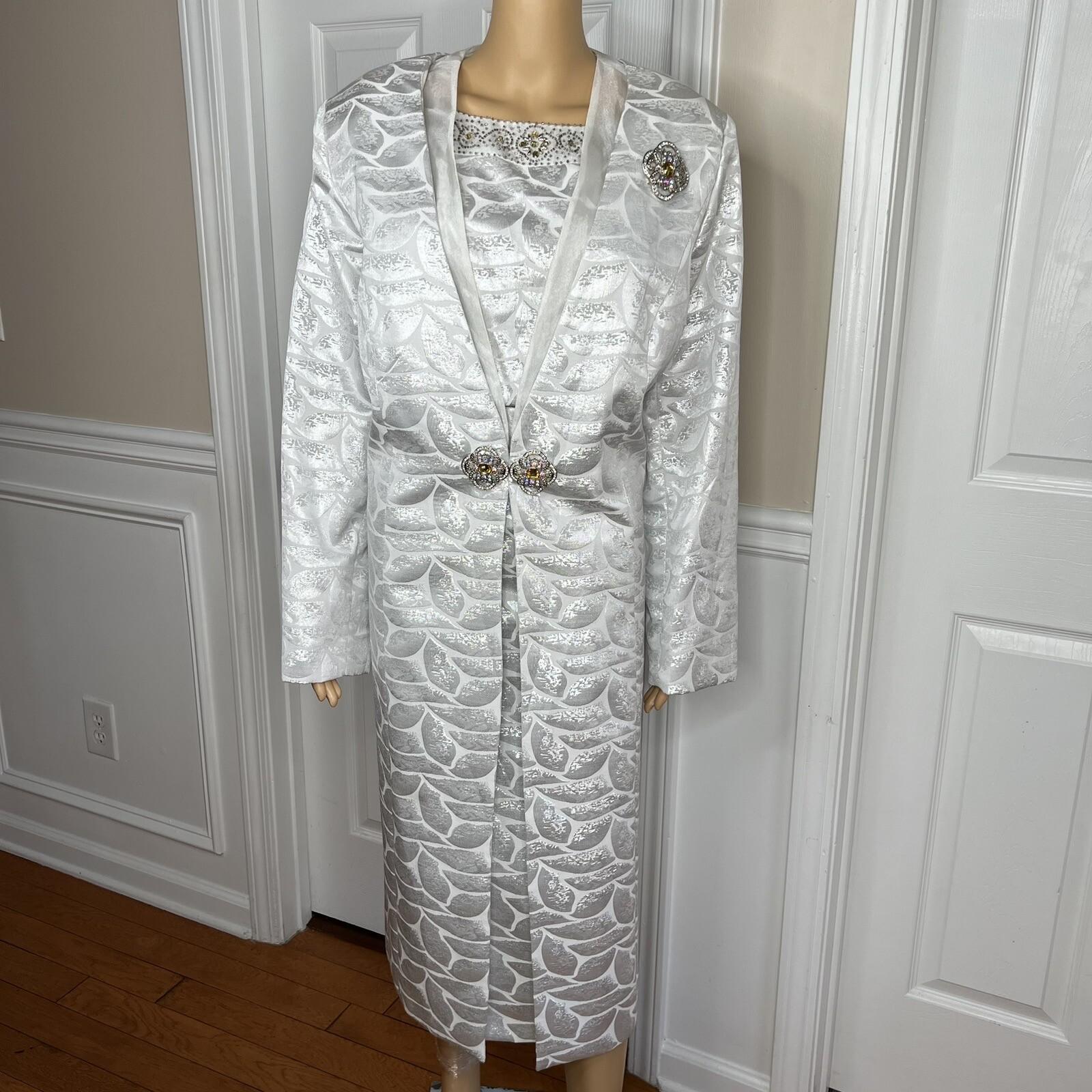 NIGHT STUIDO NY Cotton Metallic  Skirt Suit Top 20 Beaded Silver Cocktail Church