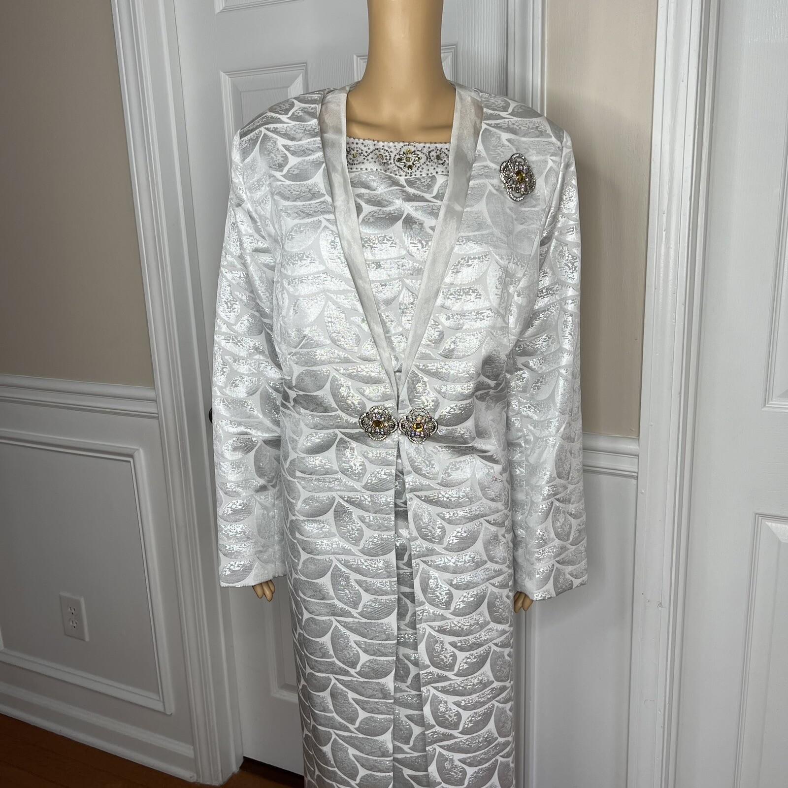 NIGHT STUIDO NY Cotton Metallic  Skirt Suit Top 20 Beaded Silver Cocktail Church