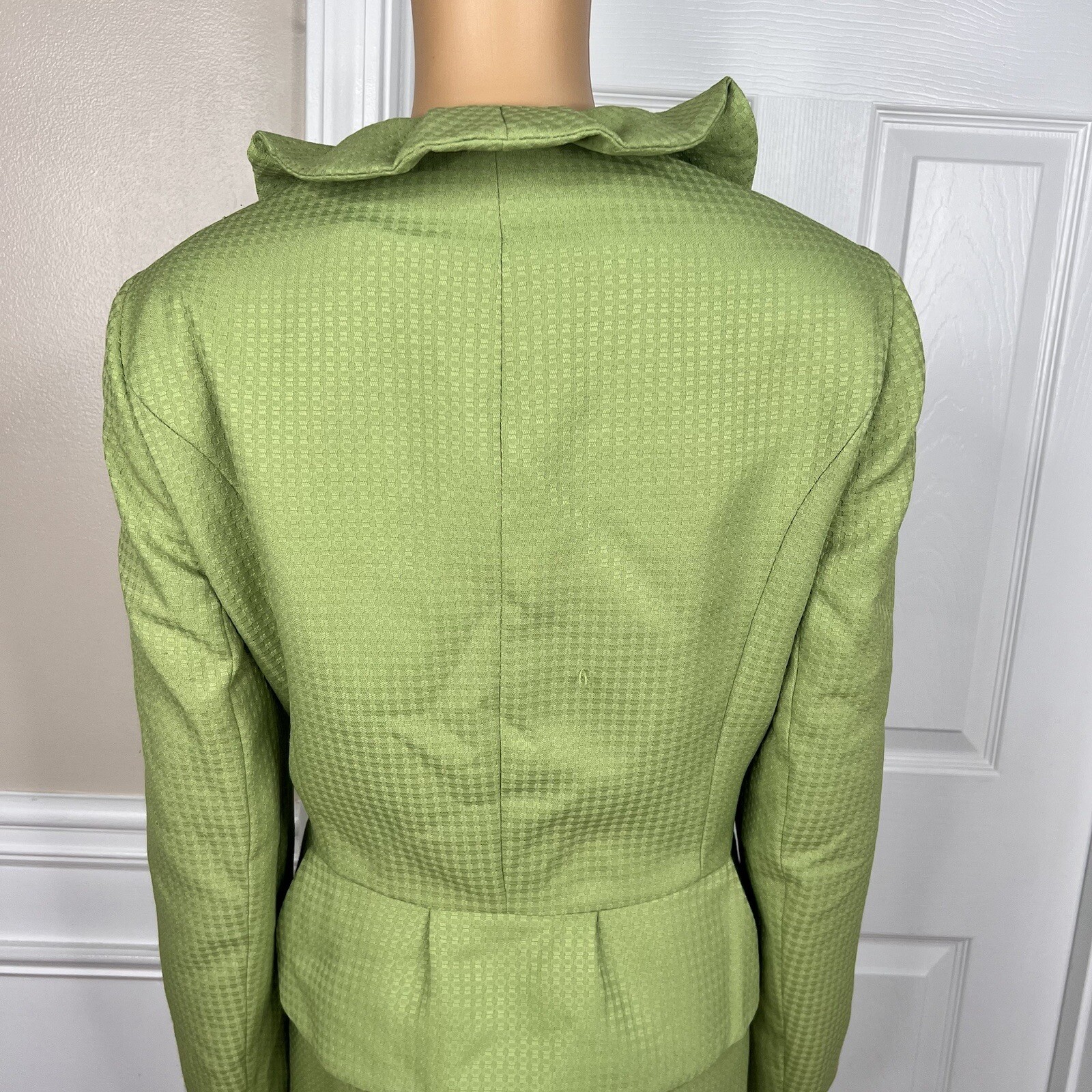 New EMILY 2PC Avocado Polyester Lined Ruffle Collar Cocktail Skirt Suit Size 12 (Copy)