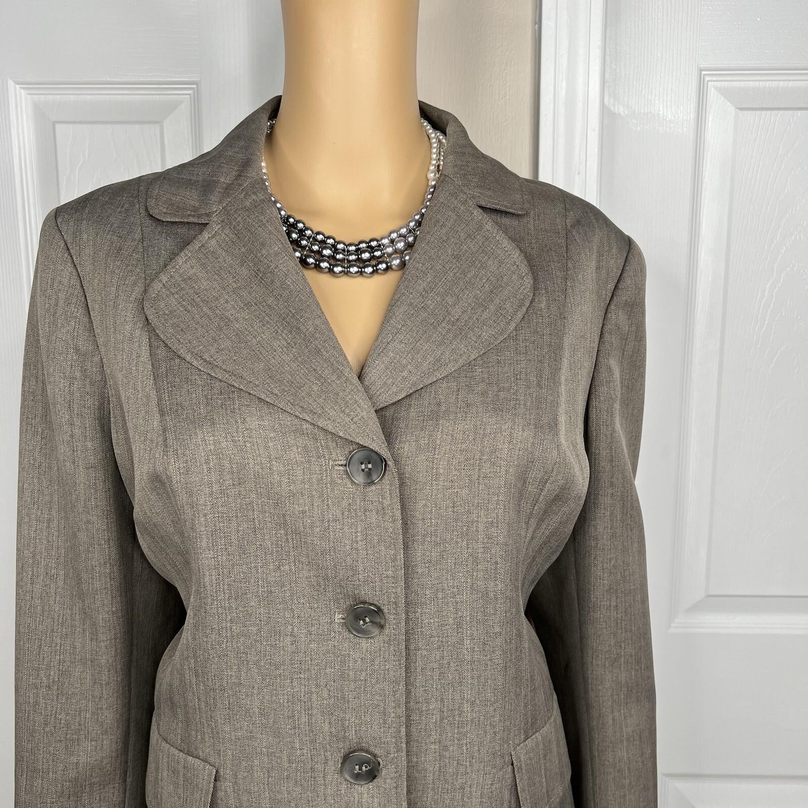 Suit Studio Women Polyester Pant Suit Size 12 Peanut Lined Notch Collar 2PC