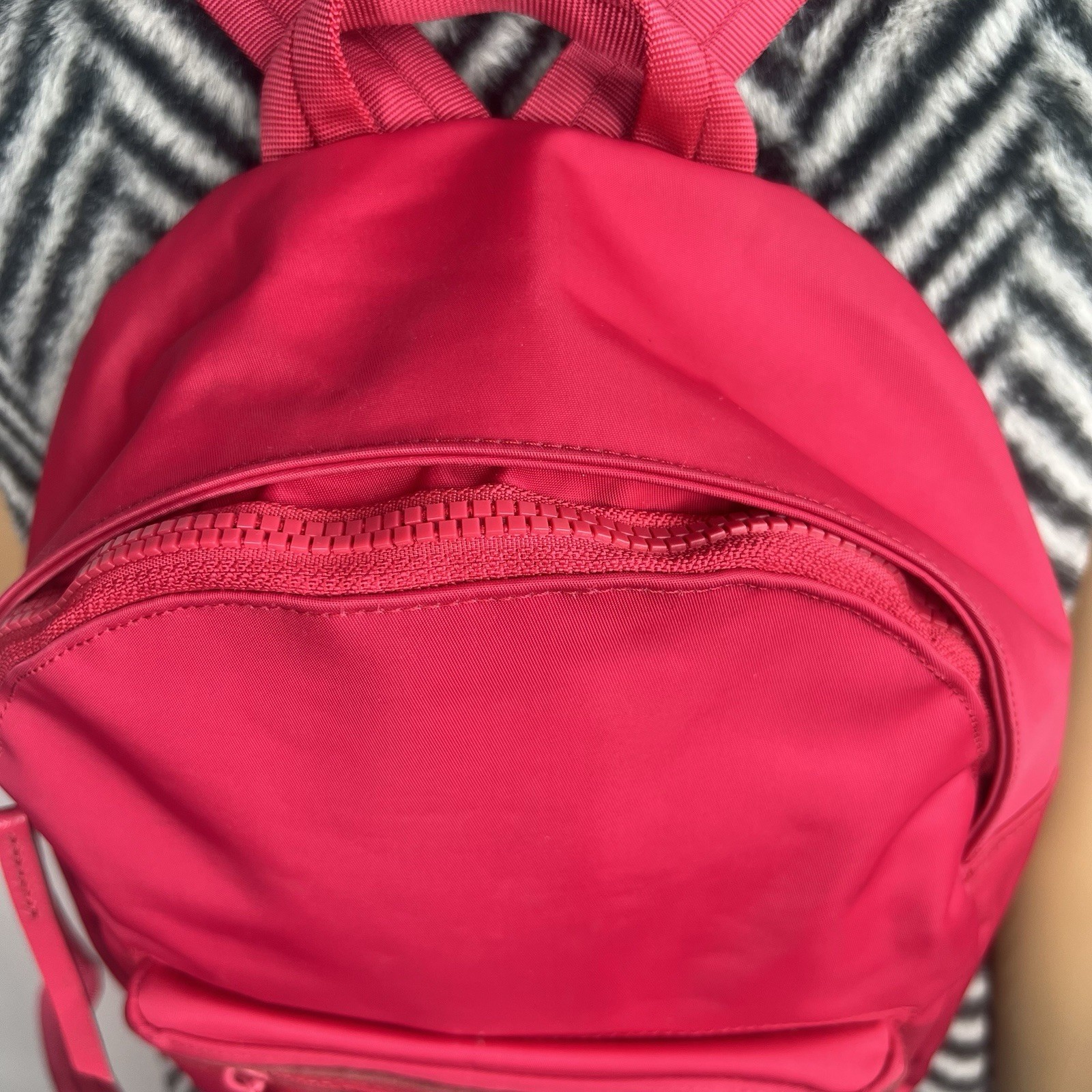 10-1279.jpg Longchamp Le Pliage Neo Small Backpack Pink Adjustable Straps Zip Pockets