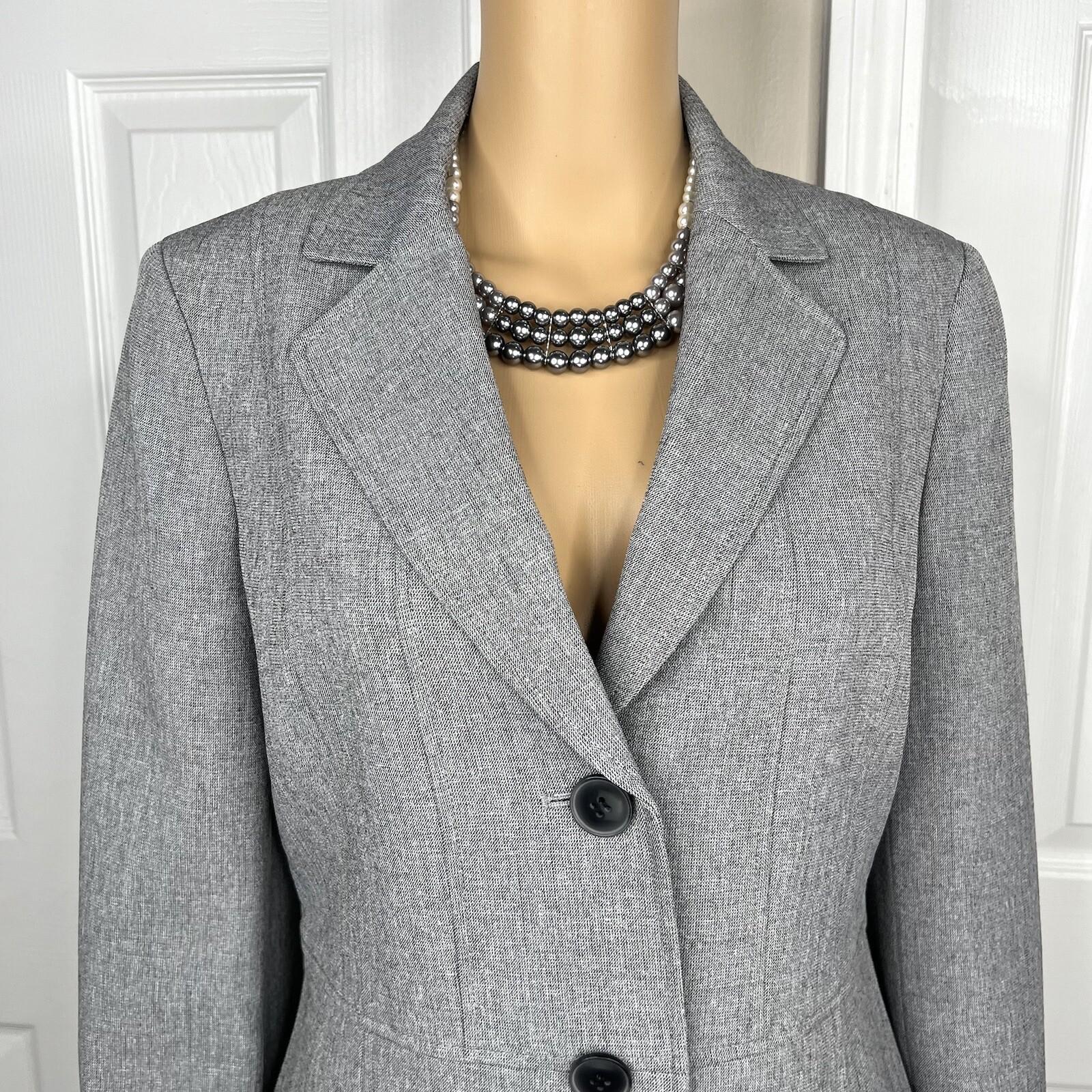 KASPER Women Polyester Spandex Pant Suit Size 8 Light Gray Notch Collar 2PC