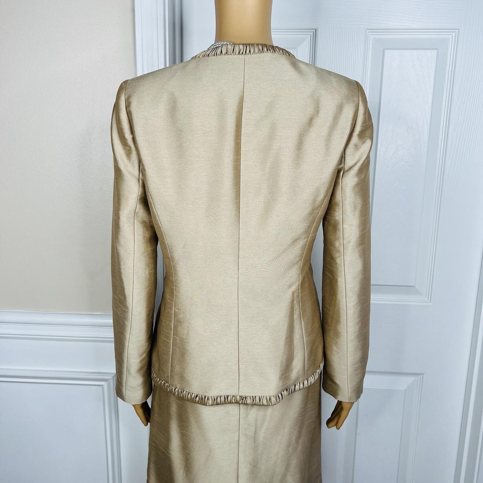 Kasper Polyester Skirt Suit Top Size 4 Gold Lined Open Front Faux Pockets 3PC