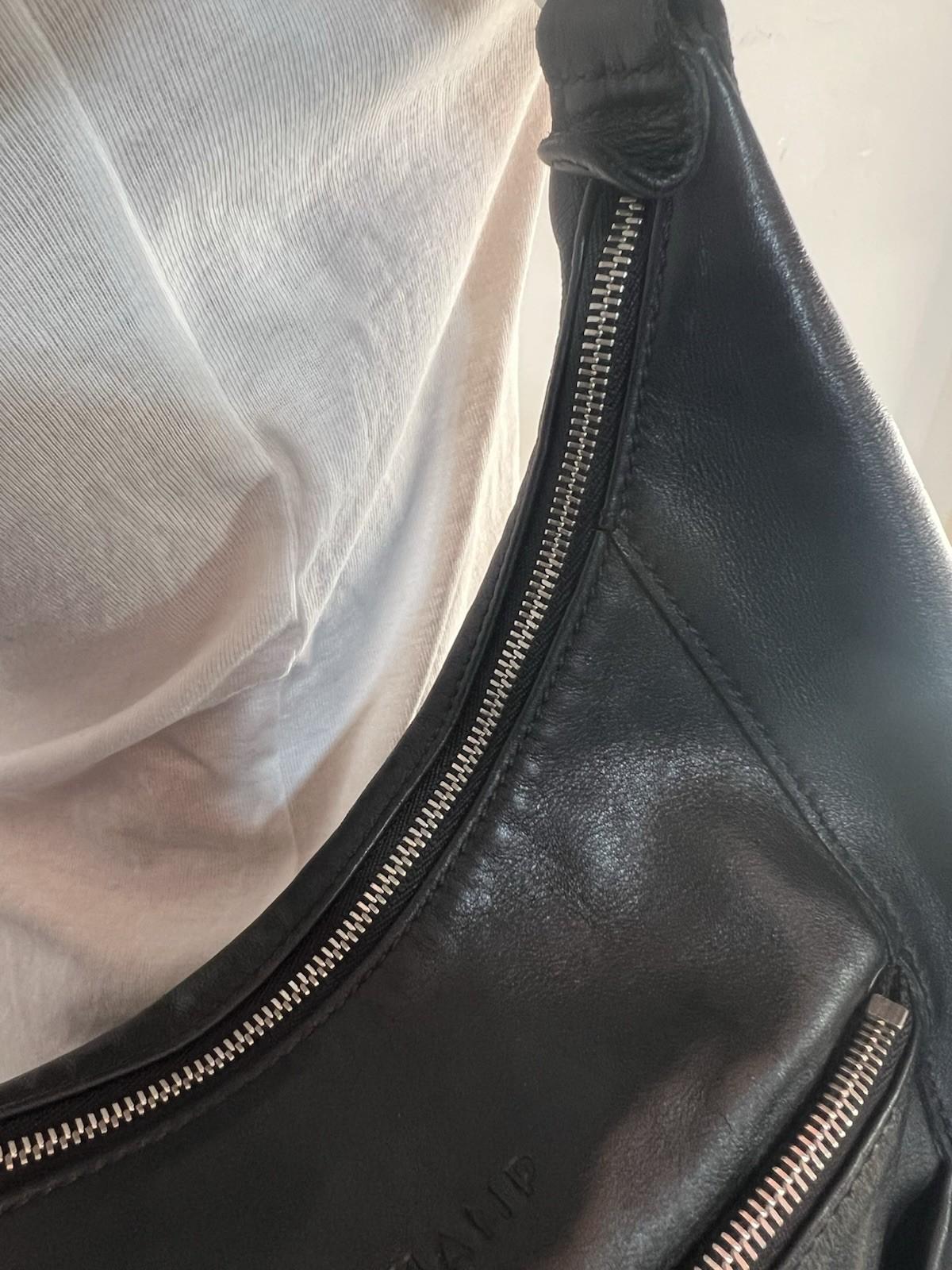 Longchamp Leather Hobo Bag Black Large Shoulder  Tote Zip Up Pockets