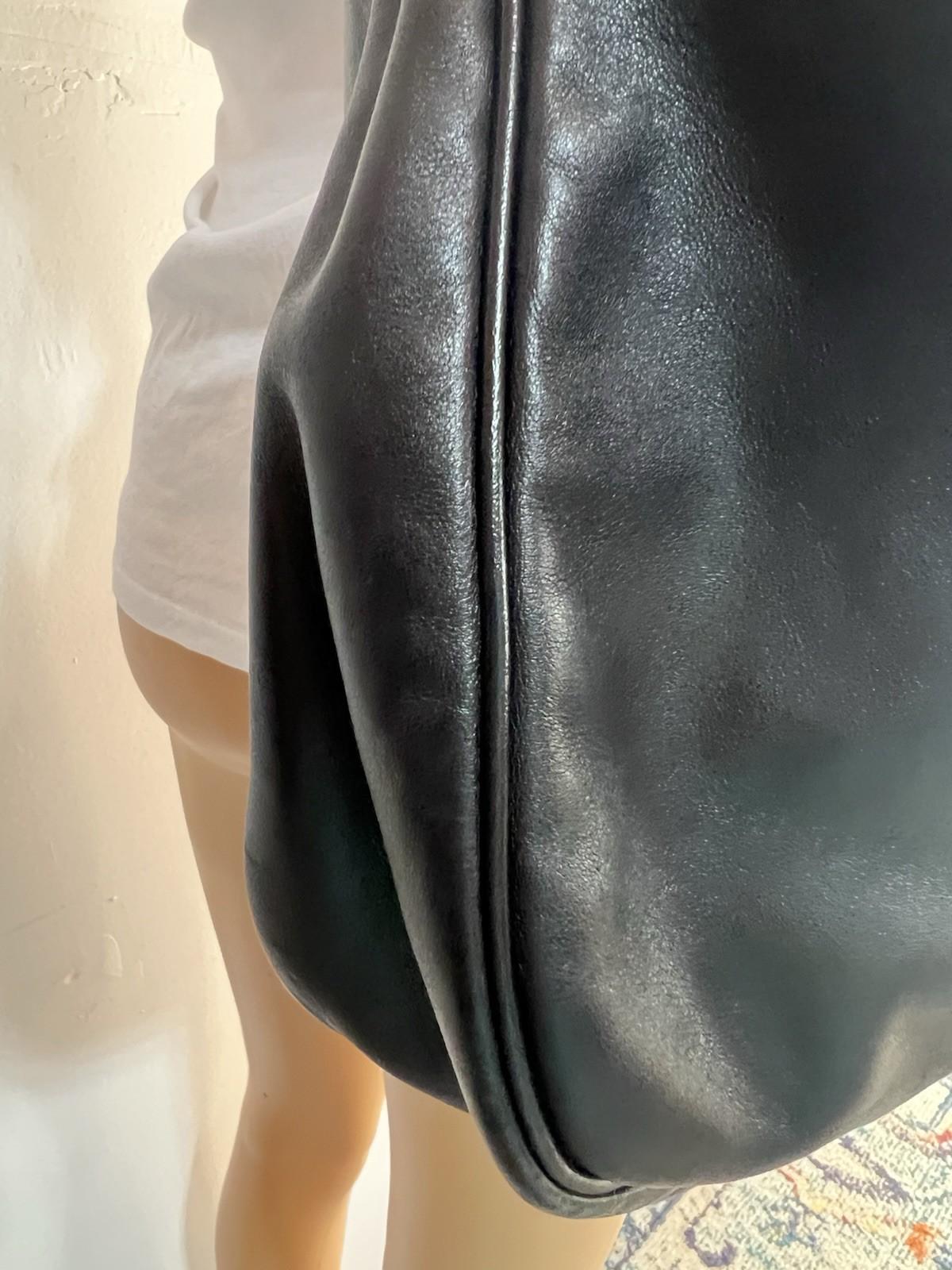 Longchamp Leather Hobo Bag Black Large Shoulder  Tote Zip Up Pockets