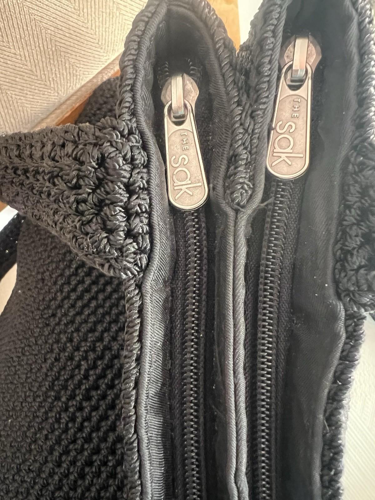 The Sak Woven Crochet Shoulder Bag Handbag Black Double Handle Large Dual Zipper