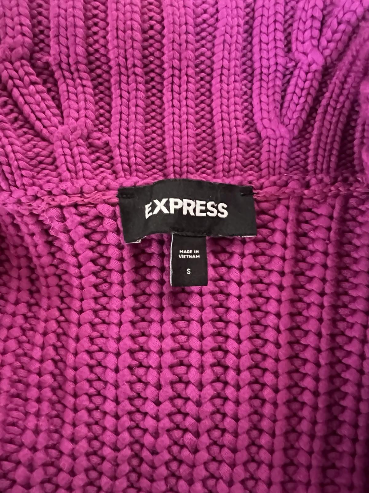 Express Women Sweater Size S Magenta Chunky Cable knit V Neck Warm Y2K Soft
