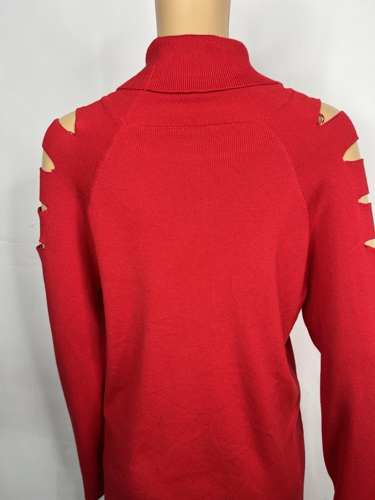 Cyrus Women Turtleneck Sweater Size M Red CuT Out Sleeves High Low Knit New