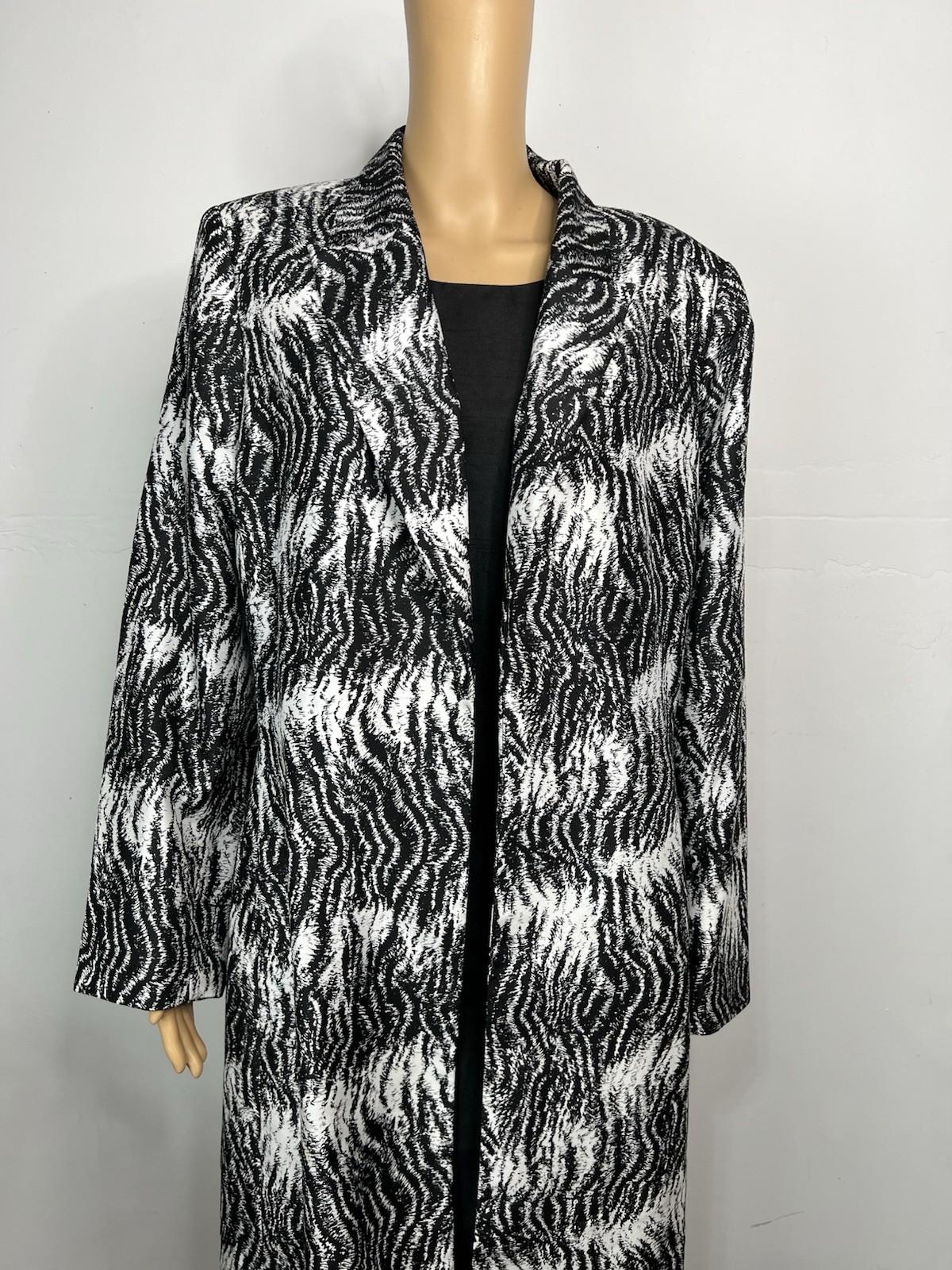 Le Suit Polyester Dress Suit Size 16 Black White Open Front Lined 2PC Timeless