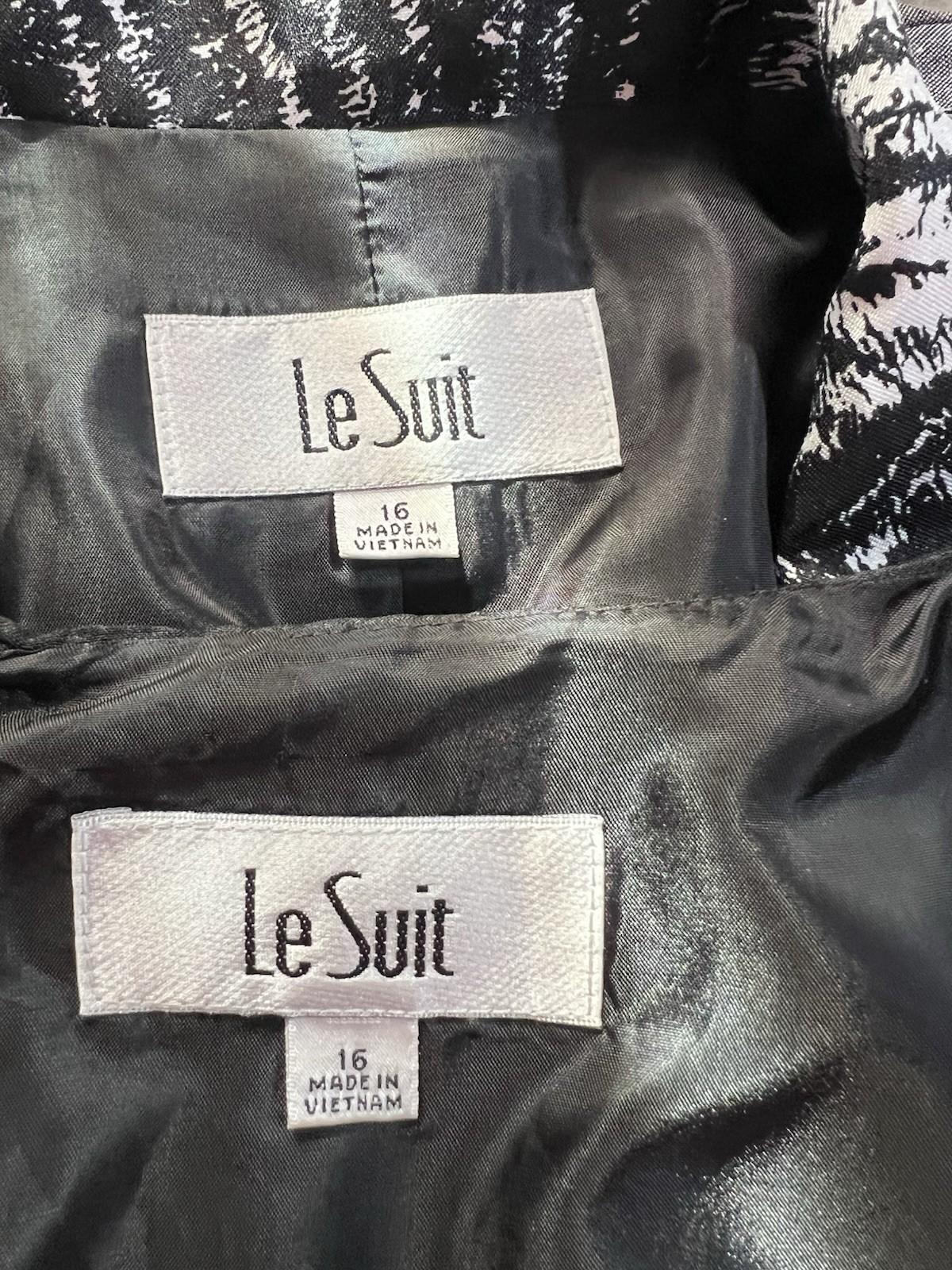 Le Suit Polyester Dress Suit Size 16 Black White Open Front Lined 2PC Timeless