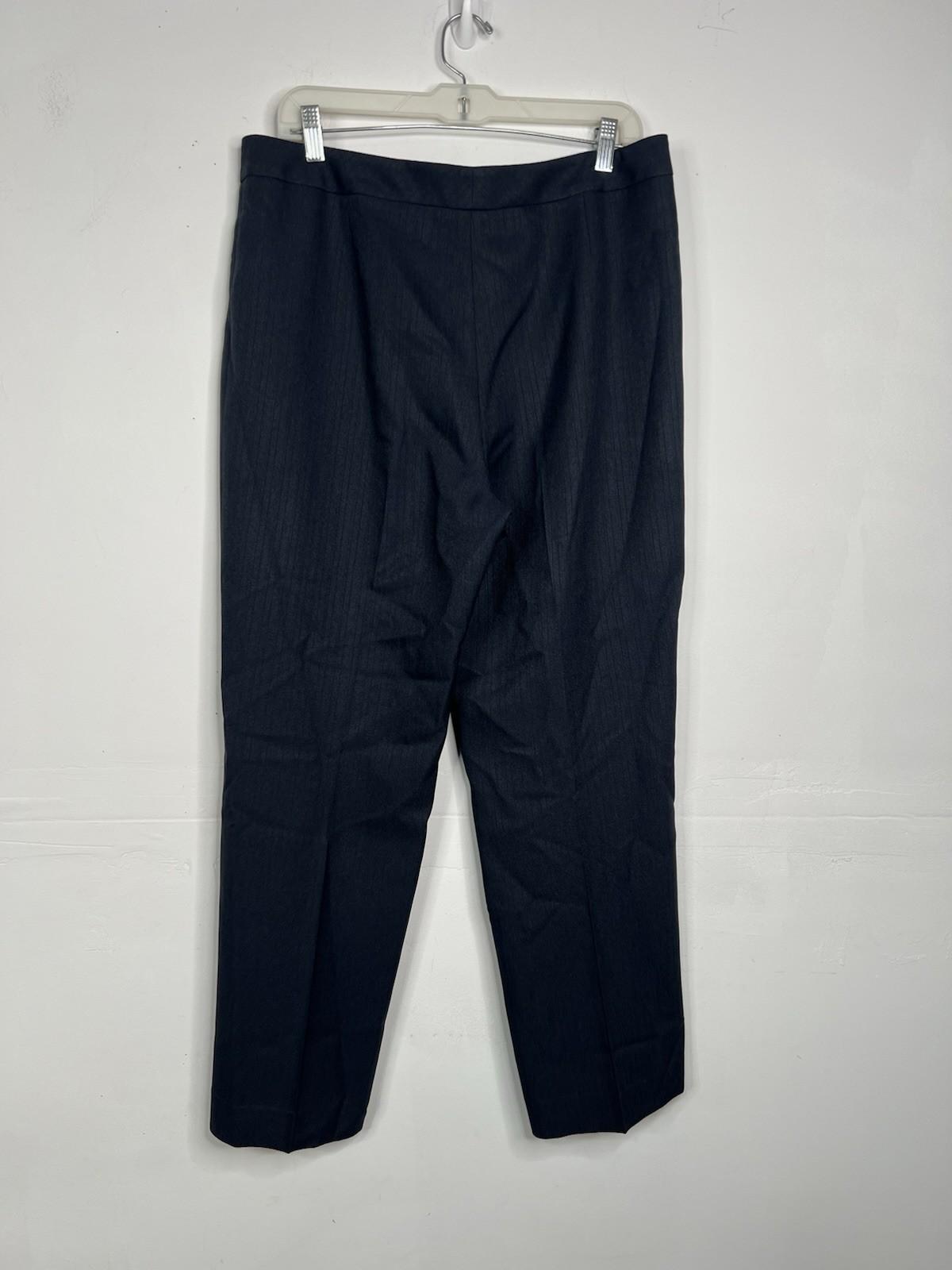 Le suit Women 2PC Polyester Pant Suit Size 12 Dark Blue Business Timeless
