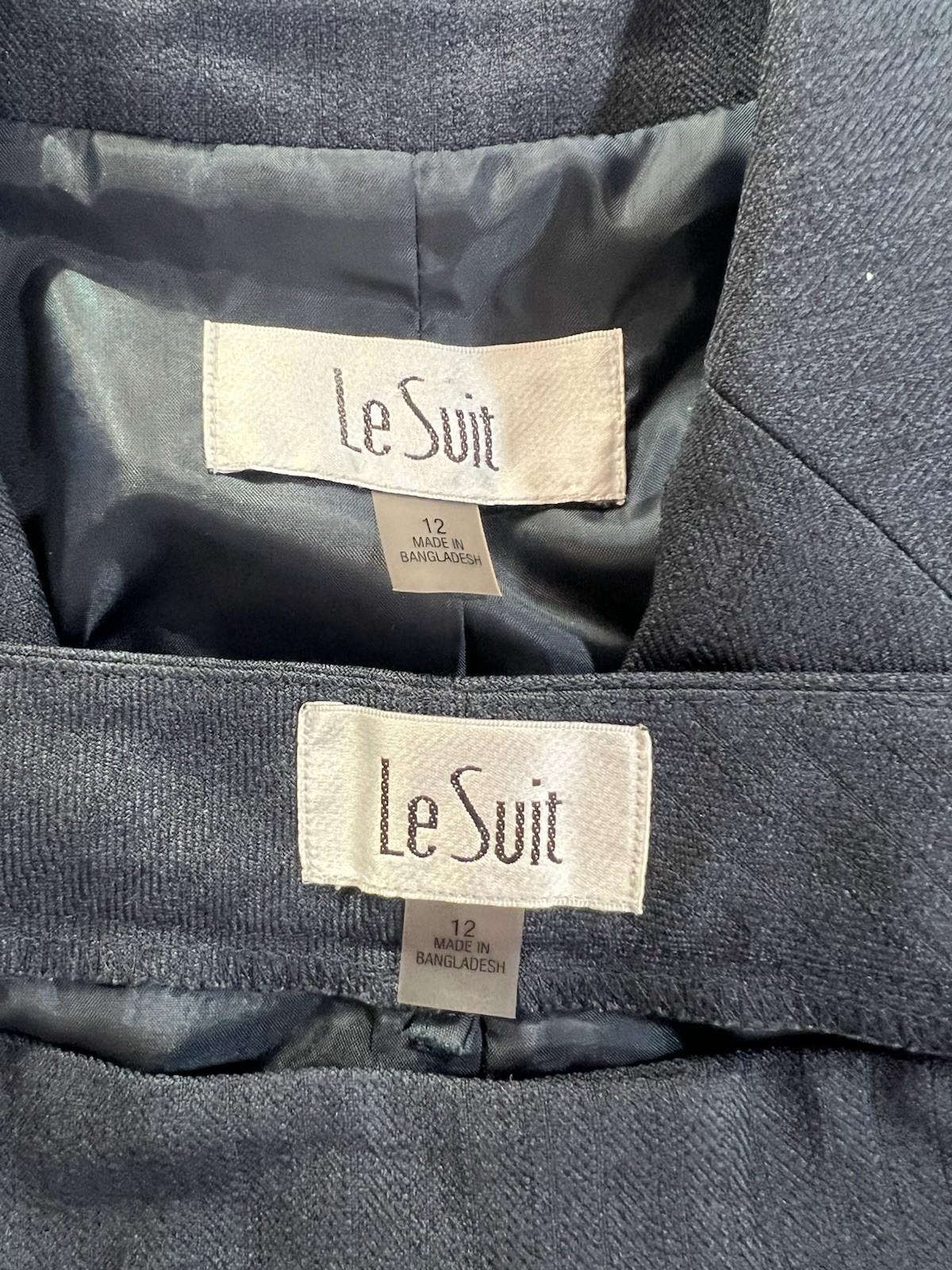 Le suit Women 2PC Polyester Pant Suit Size 12 Dark Blue Business Timeless