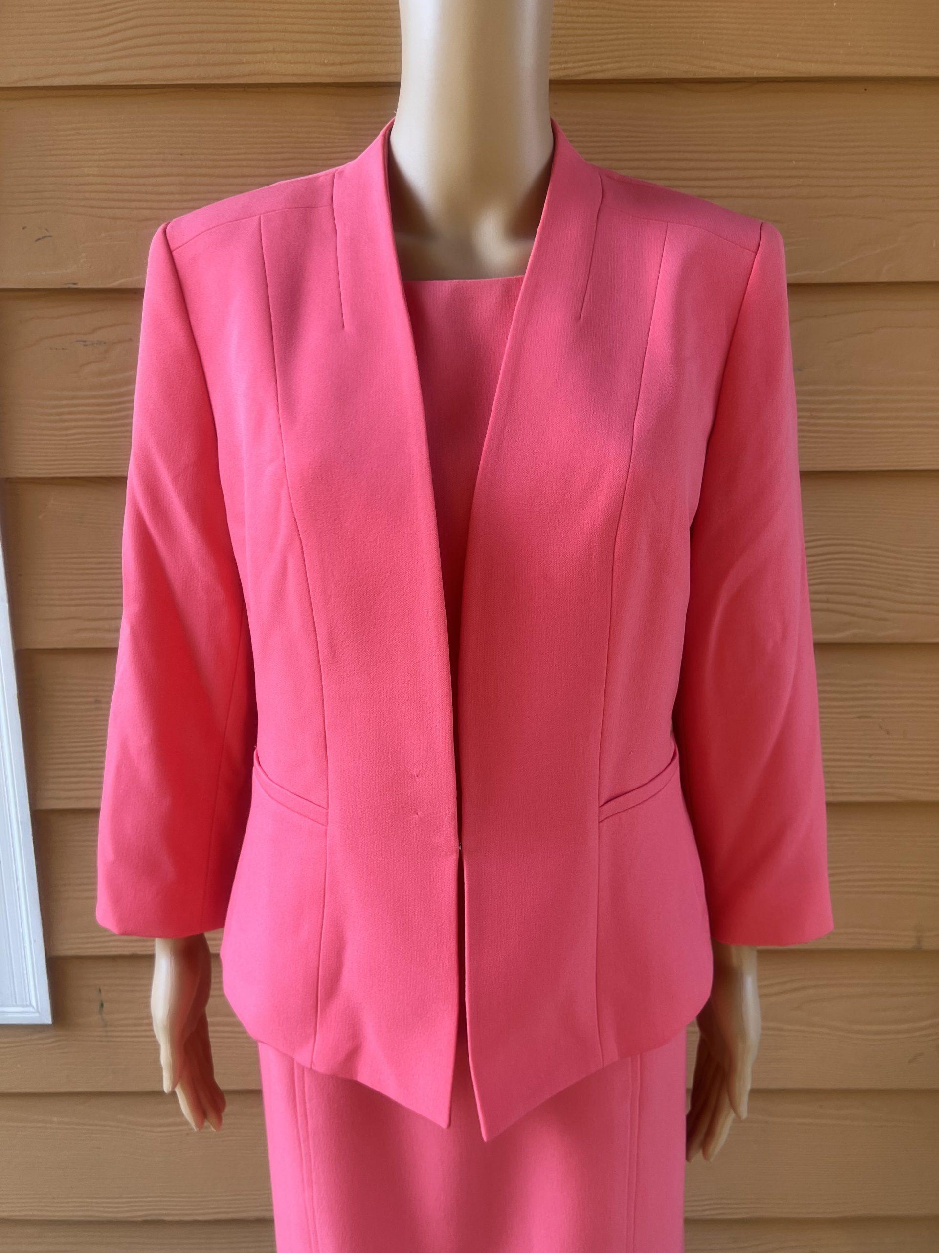Kasper crepe coral dress size 10 suit size 8 timeless