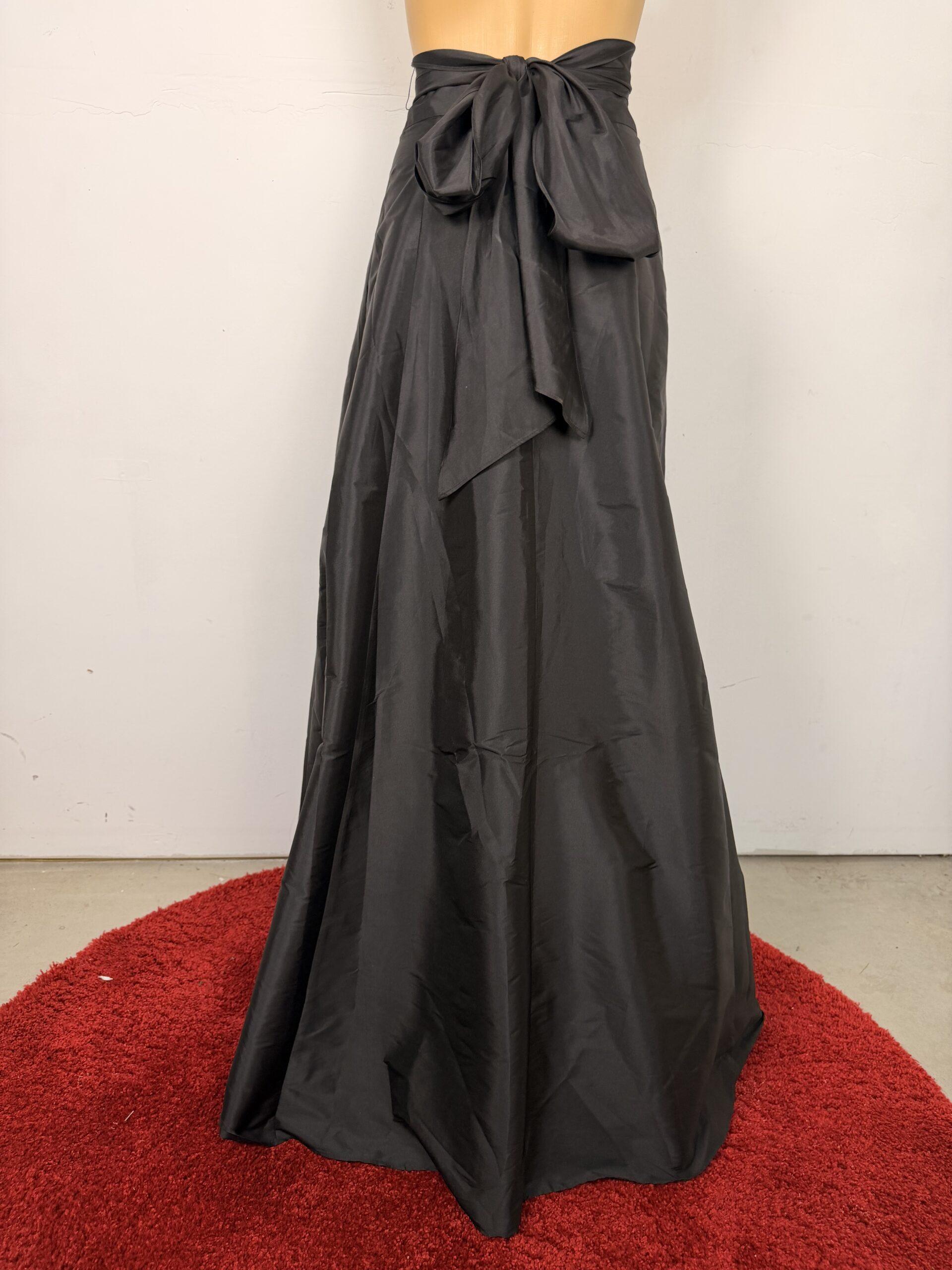 Adrianna Papell Asymmetrical Skirt Size 6 Black Belted